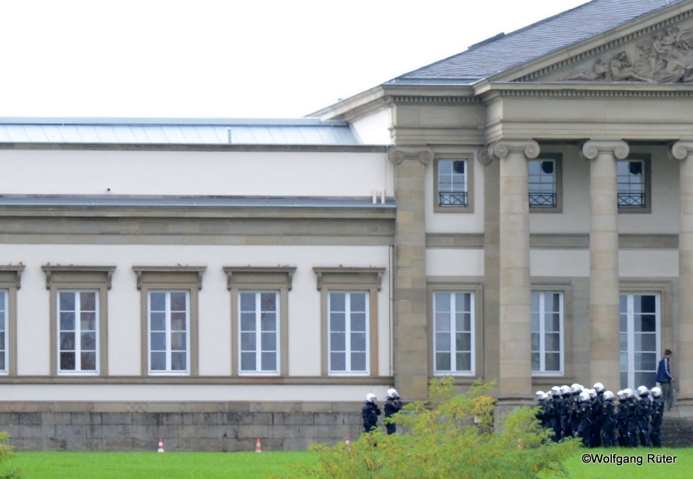 16-DSC 8285