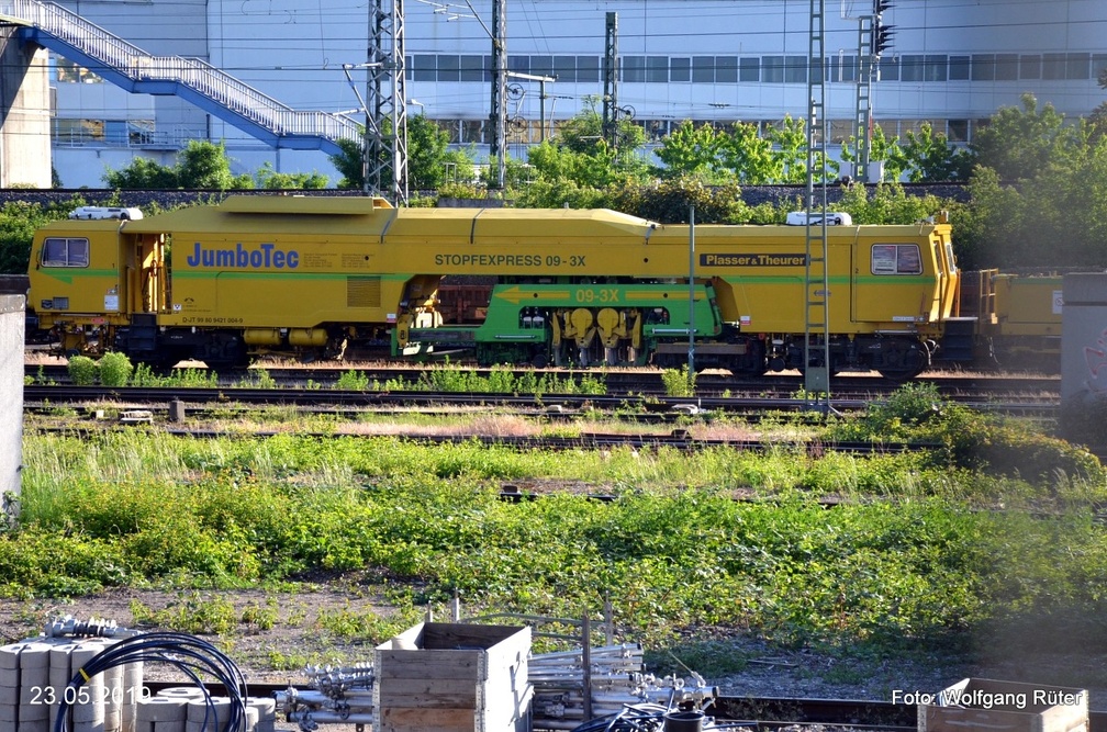 022-DSC 2575